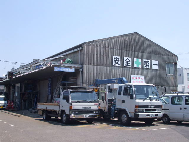 タカシ巧芸社工場